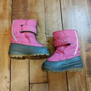 L L Bean snow boots size 7 pink winter boots toddler girls removable socks